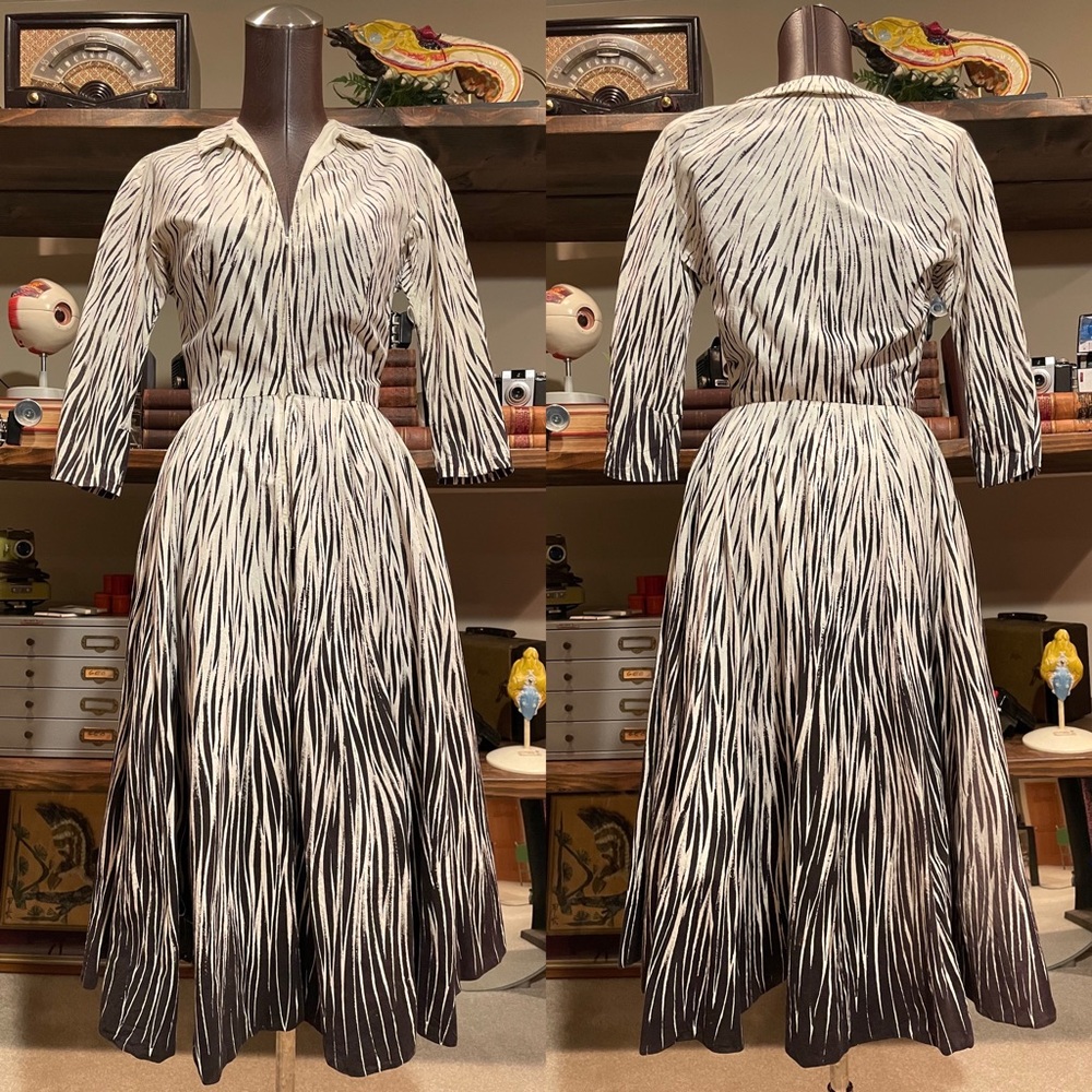 INCREDIBLE 1950’s Dress